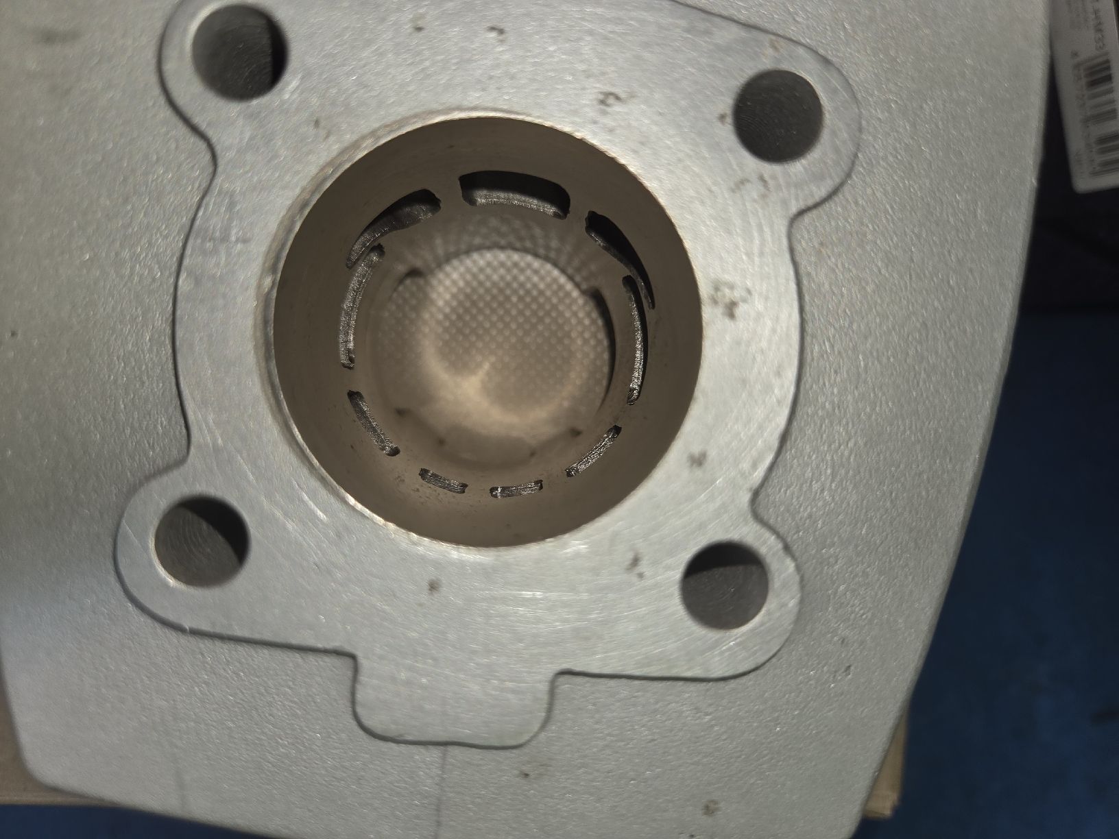 Peugeot Parti ricambio per ciclomotori: Peugeot 103 MVT Zylinderkit – Nuovo (secondo la descrizione) da Reichenburg venduto da BEFunPower 2