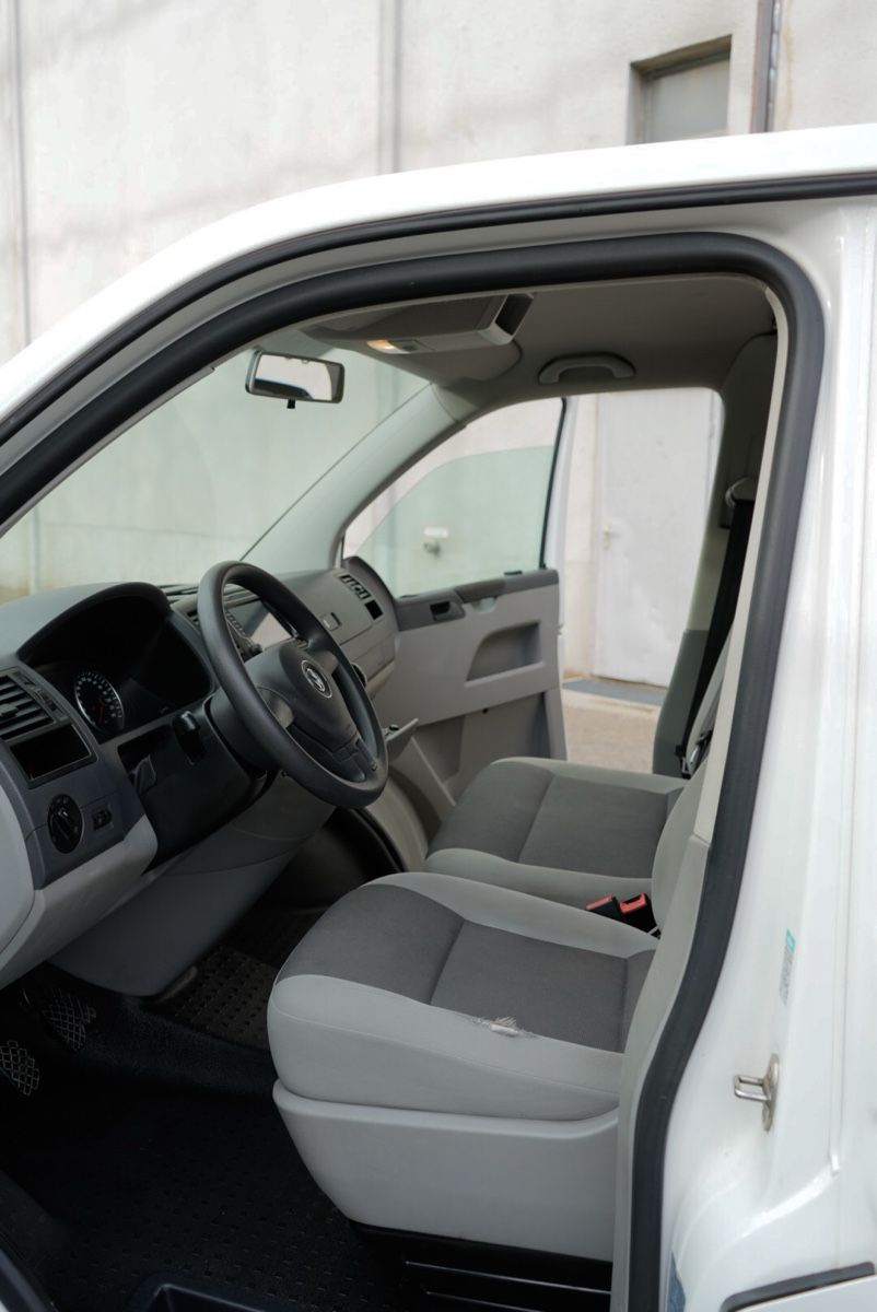 VW Véhicules utilitaires: Vw T5 Camper 2l TDI – D'occasion à Dottikon par nat_yhs9 7