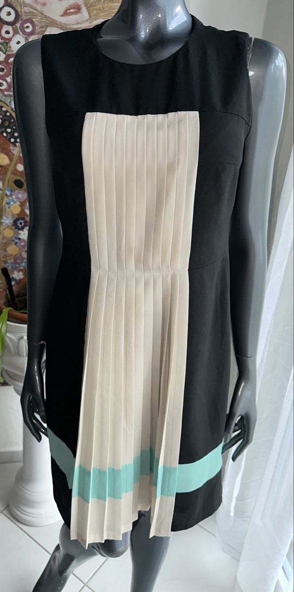 Hugo Boss Kleider: HUGO BOSS KLEID GR. 36 – Gebraucht aus Unteraegeri von MH203 5