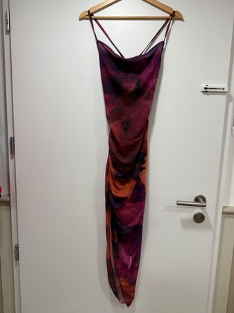 *NEU* Sommerliches Midikleid, Grösse S