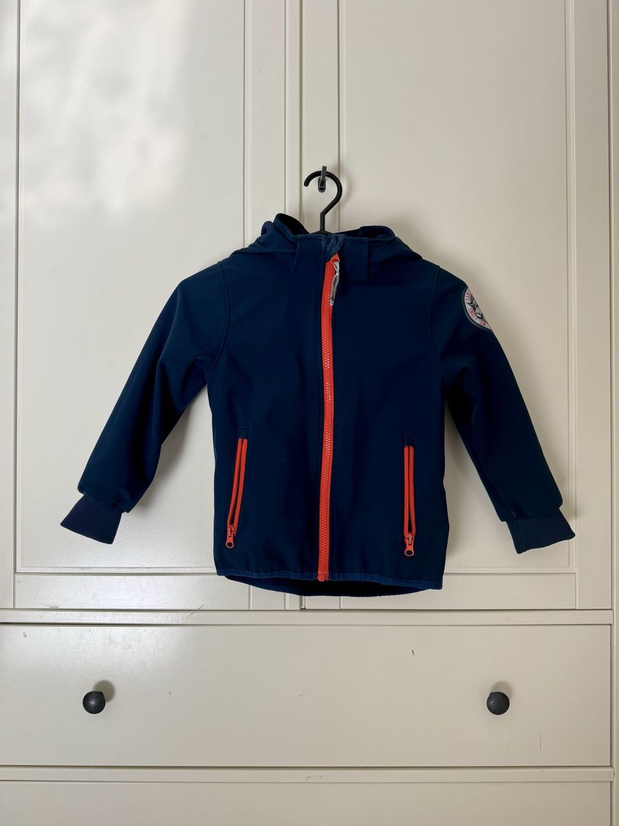 H&M Giacche & Cappotti: Boys' H&M Softshell Jacket, Size 116, Blue – Usato da Bülach venduto da dan_7scp