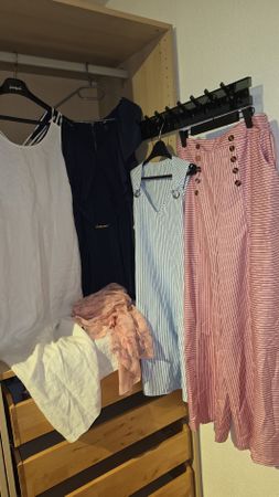 Damen Kleider und Hose gestreift Grösse L neuwertig