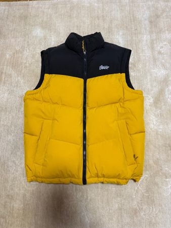 Gilet matelassé Pull&Bear jaune noir taille M