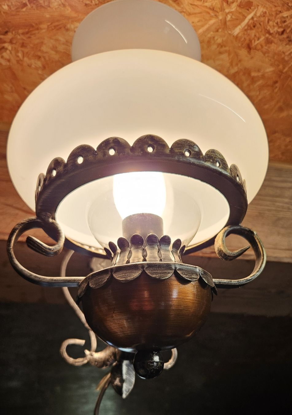 Lampen: Ältere Lampe gut erhalten – Gebraucht aus Thun von Engel114 1