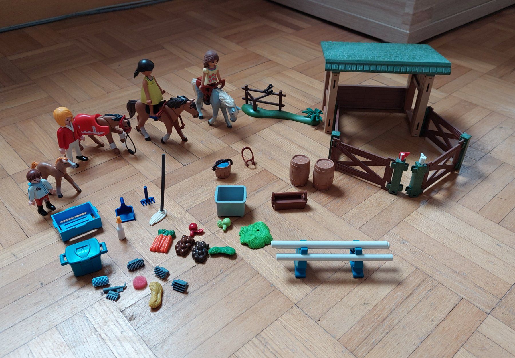 Playmobil Giocattoli: Playmobil Pferde – Usato da Zürich venduto da Cindarel