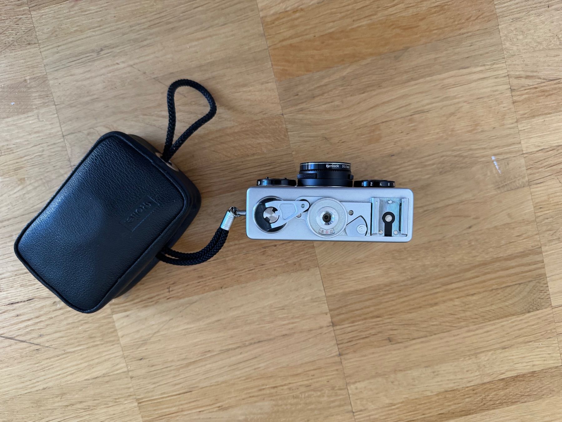 Rollei Fotocamera: Rollei 35 SE Kamera mit Tasche – Usato da Jona venduto da marctobias 2
