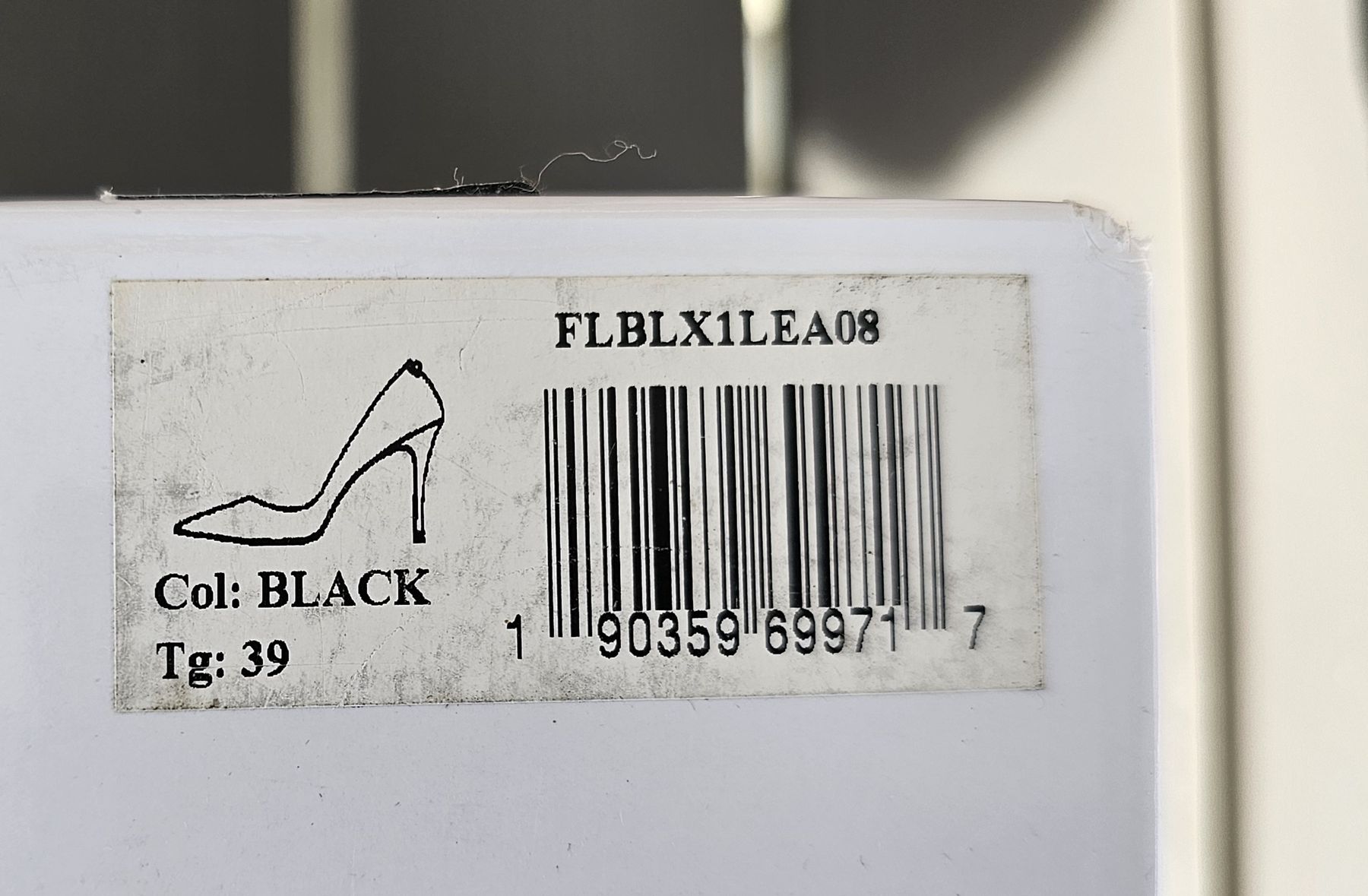 Guess Chaussures femmes: Guess Pumps - Grösse 38 - schwarz – D'occasion à Kollbrunn par Antikmann 6