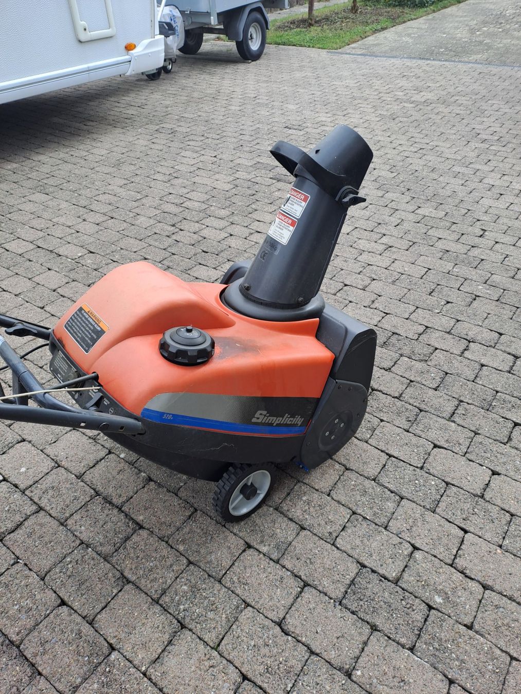 Toutes les machines: Schneefräse / Schleuder – D'occasion à Reitnau par Moduss44