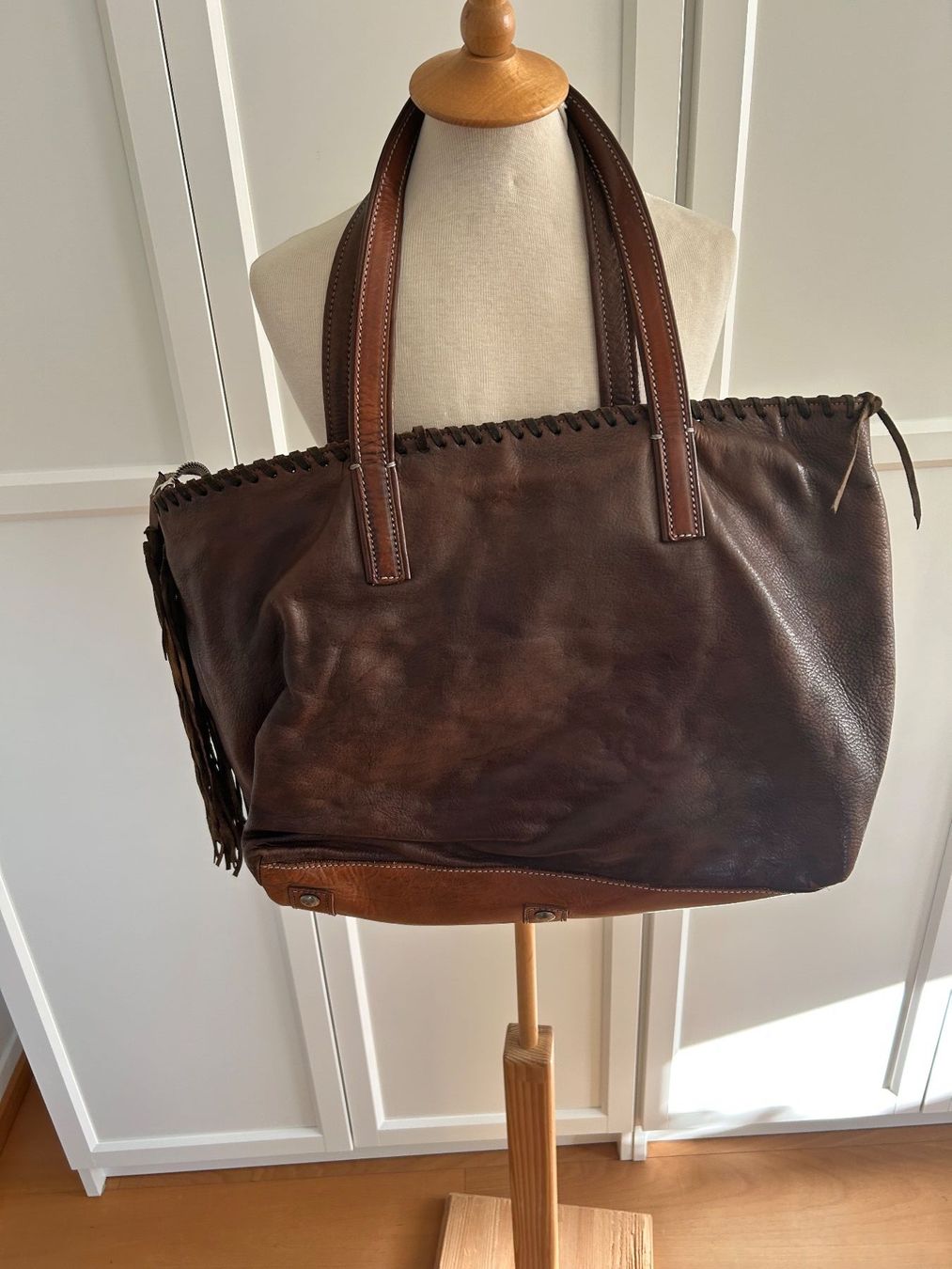 Taschen für Damen: Ledertasche – Gebraucht aus Luzern von lou4444 2