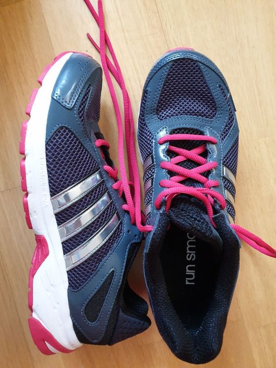 Adidas run hotsell smart shoes