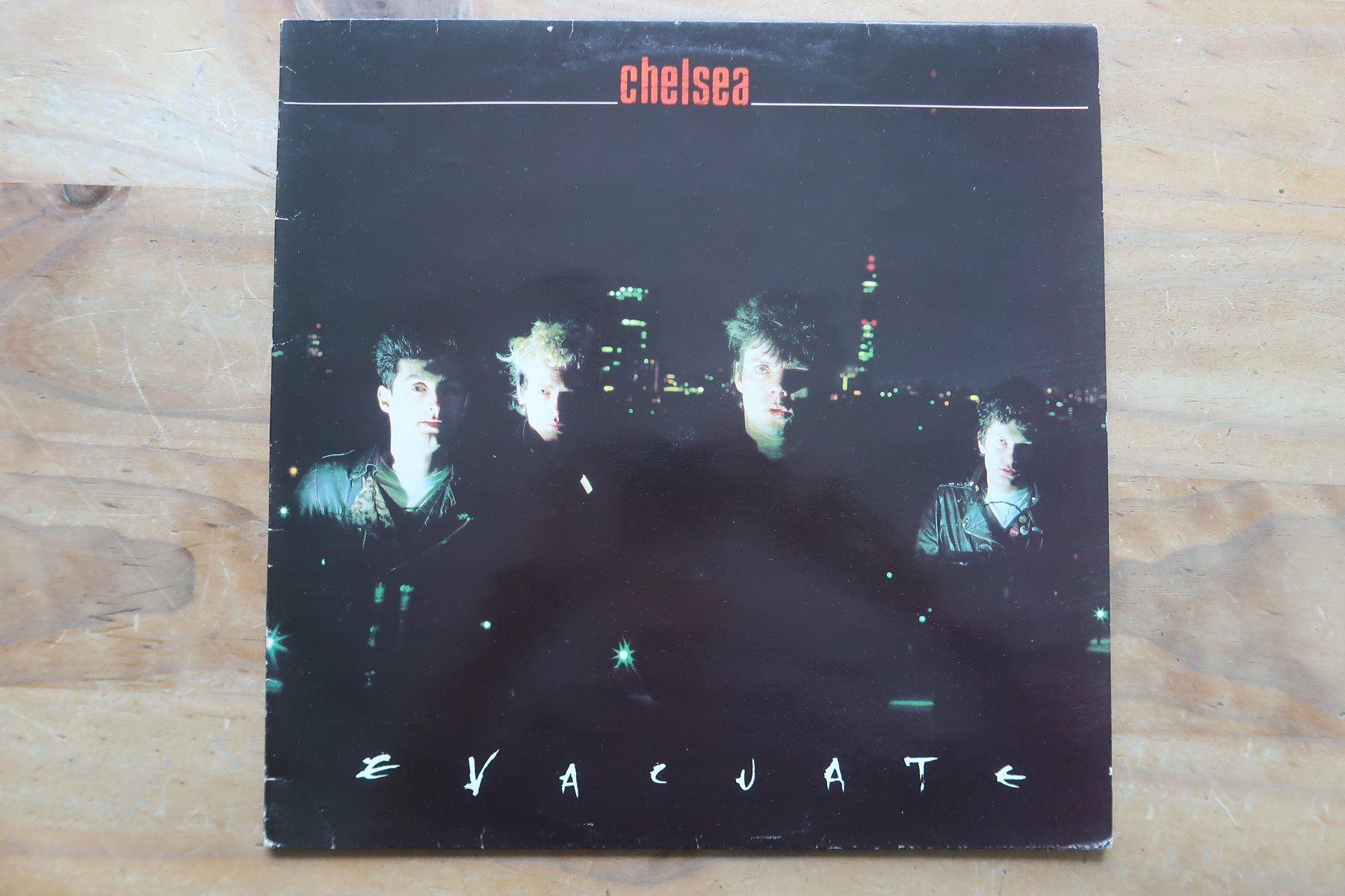 Dischi in vinile: CHELSEA - EVACUATE - VINYL LP – Usato da Basel venduto da Patiscat