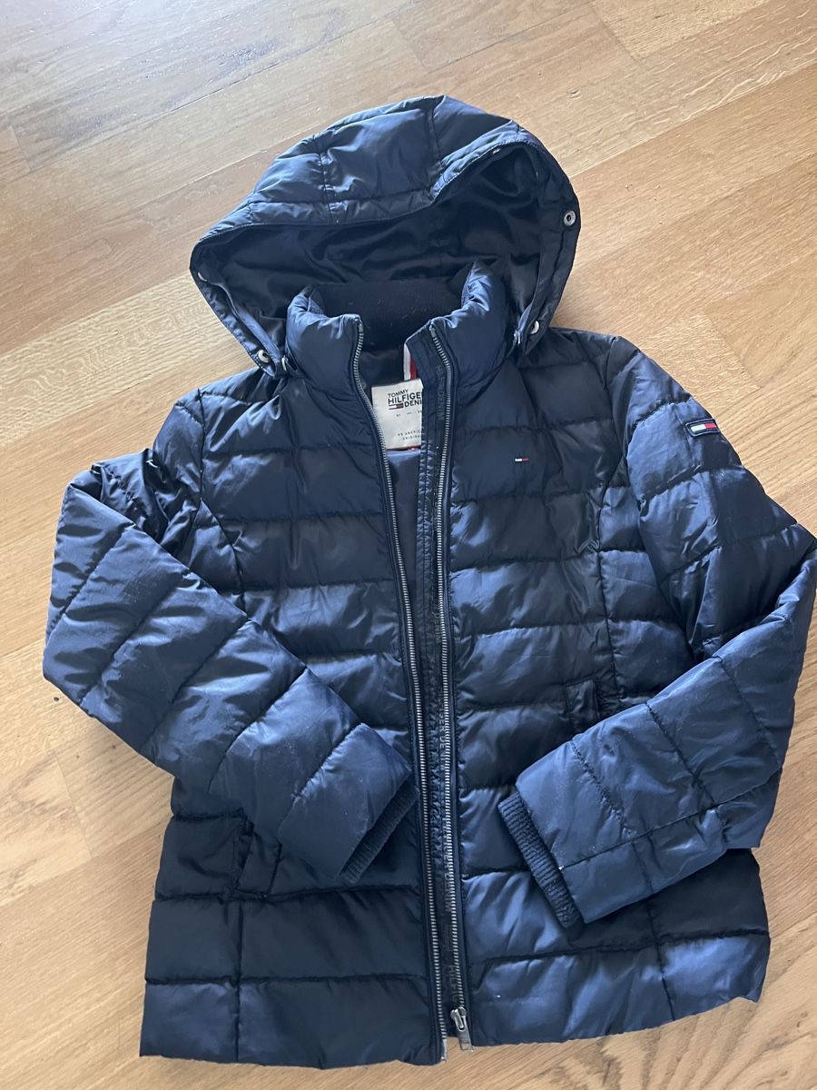 Tommy Hilfiger Giacche: Tommy Hilfiger Winterjacke, Gr. S, Dunkelblau – Usato da Zürich venduto da MariaSusanne 3