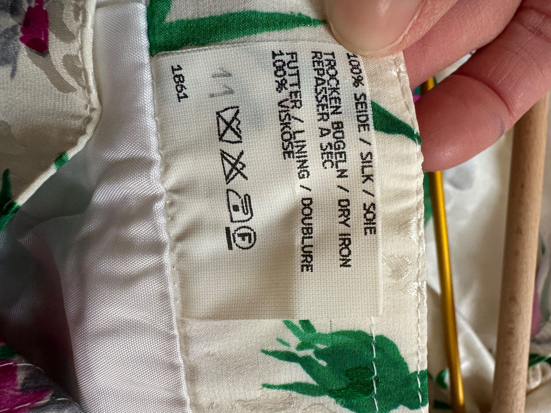 Lotti di vestiti: 100% Seide Rock und Bluse, Gr. 38 – Nuovo (secondo la descrizione) da Zürich venduto da chr_lgh5 4
