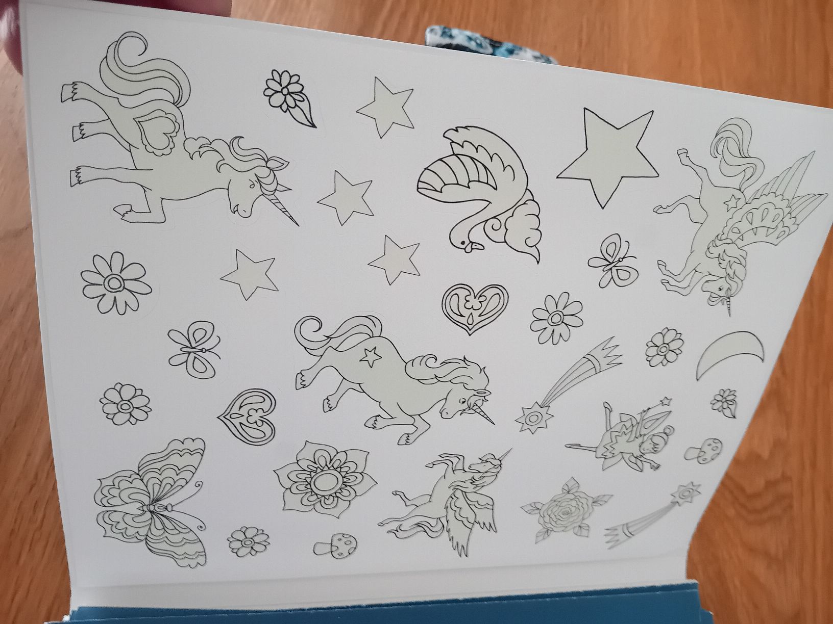 Blocchi: Mädchen Malset: Mandala, Stifte, Mäppli, Spitzer,Gummi – Usato da Burgdorf venduto da carodesign1 3