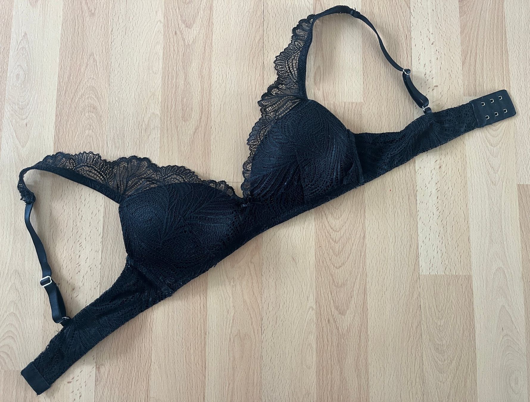 Tchibo Altra biancheria intima: Softschalen-BH, black, 75A – Usato da Zürich venduto da fbsm 3