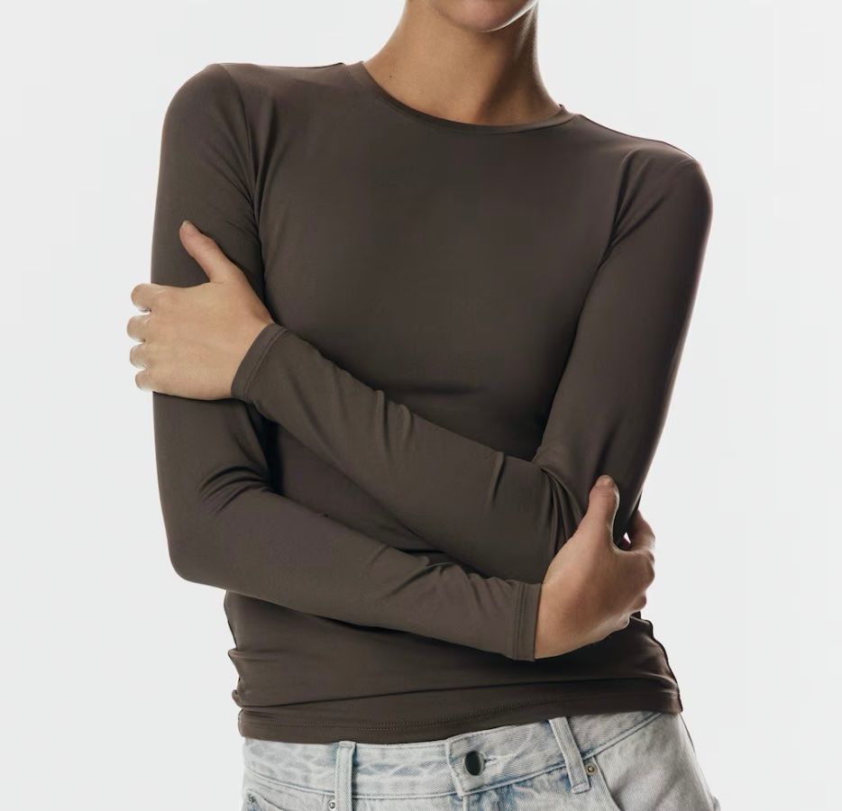 H&M T-shirt: NEW H&M Microfibre Longsleeve – Nuovo (secondo la descrizione) da St. Gallen venduto da look-twice 1