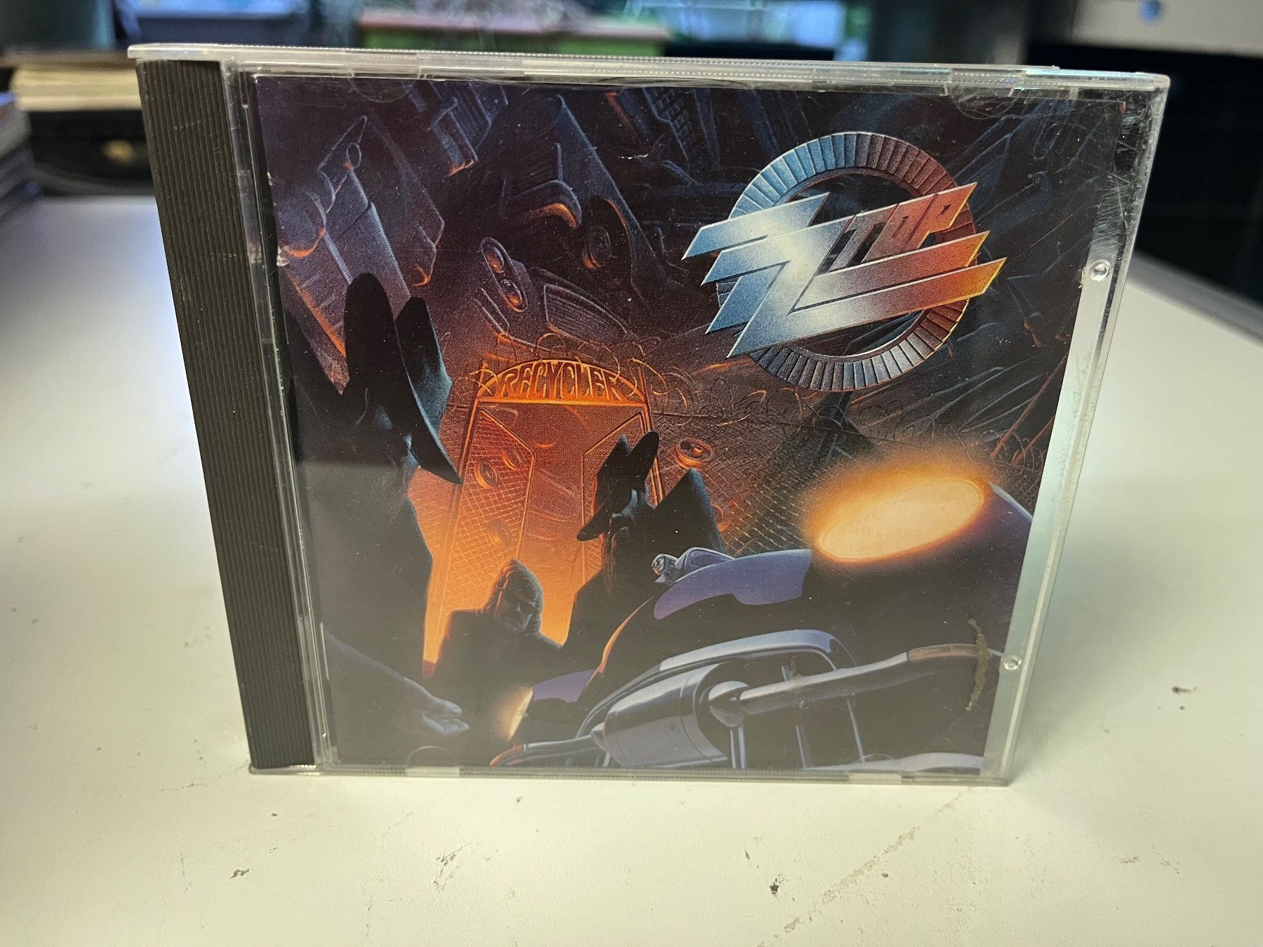 CD: ZZ Top - Recycler - HH22D – Usato da Küsnacht ZH venduto da swisssales.net