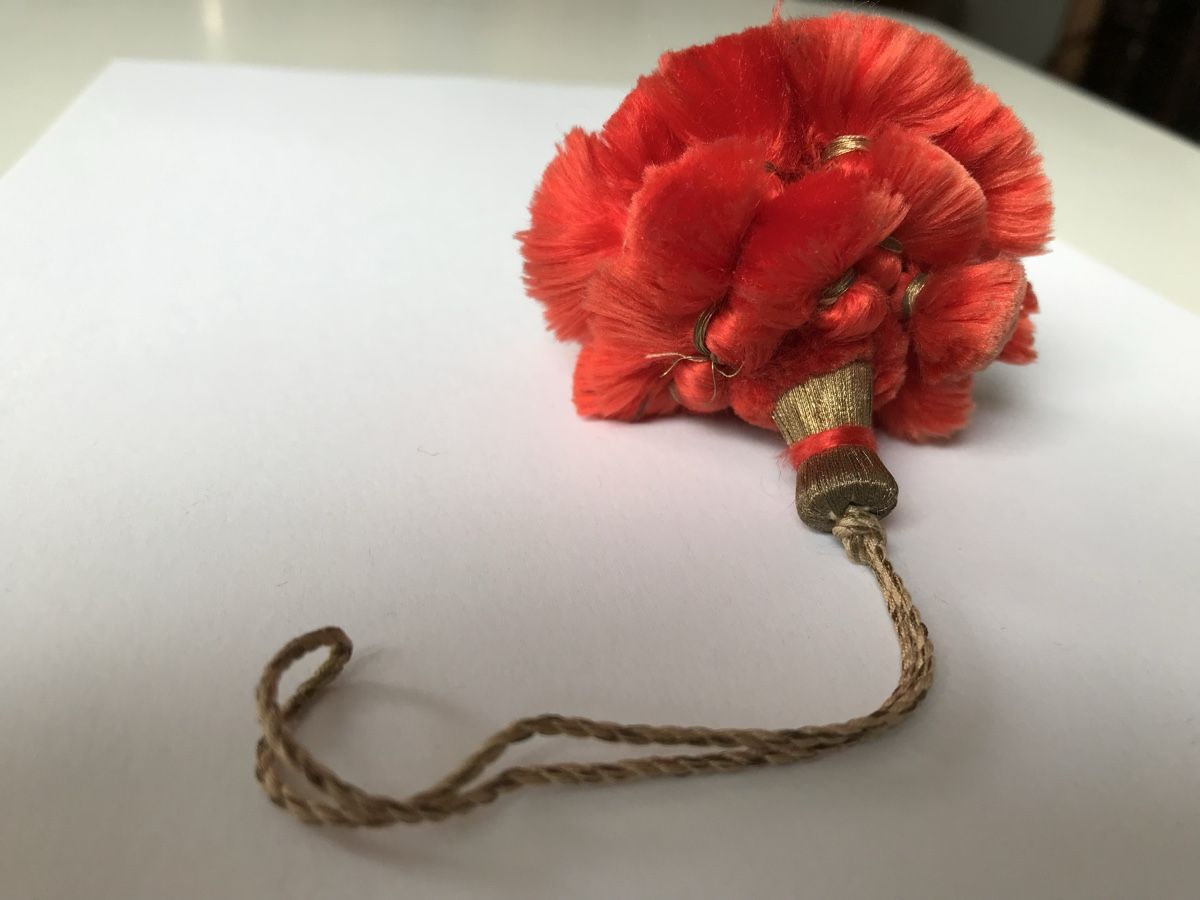 Tutte le decorazioni: Ancien pompon rouge – Usato da Villeneuve VD venduto da sim_q5hp 4