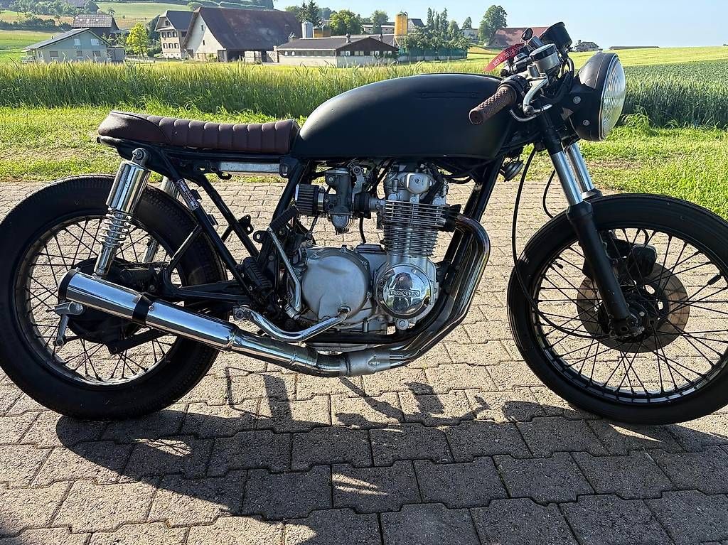 Strada: Honda CB 550 Caferacer – Usato da Sursee venduto da s0w0 2