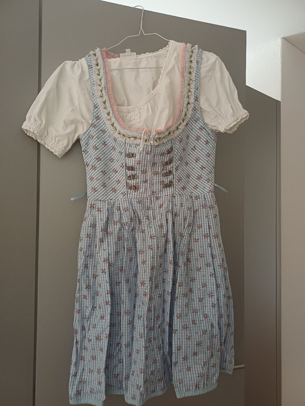 Costumi: Dirndl mit Bluse – Usato da Rothenburg venduto da lauraaurora 6