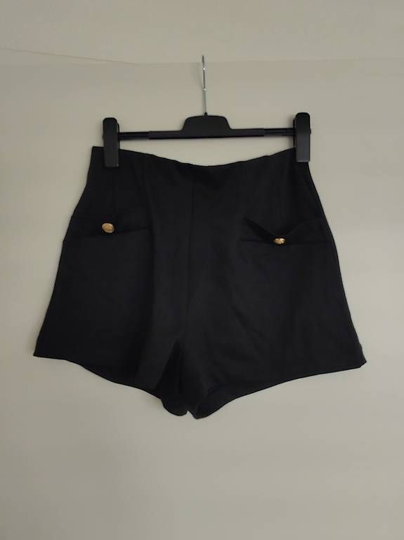 H&M Hosen: H&M Short neuf taille M – Neu (gemäss Beschreibung) aus Morges von L_6688