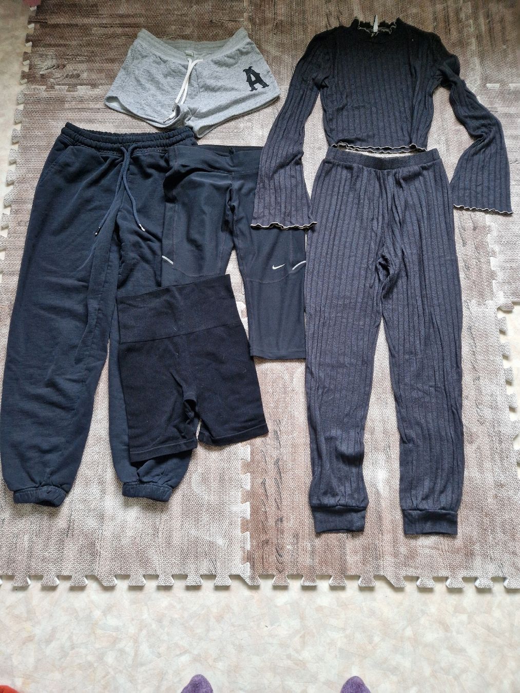 Lotti di vestiti: Kleiderpaket Gr.XS – Usato da Triengen venduto da KittyKat6 6