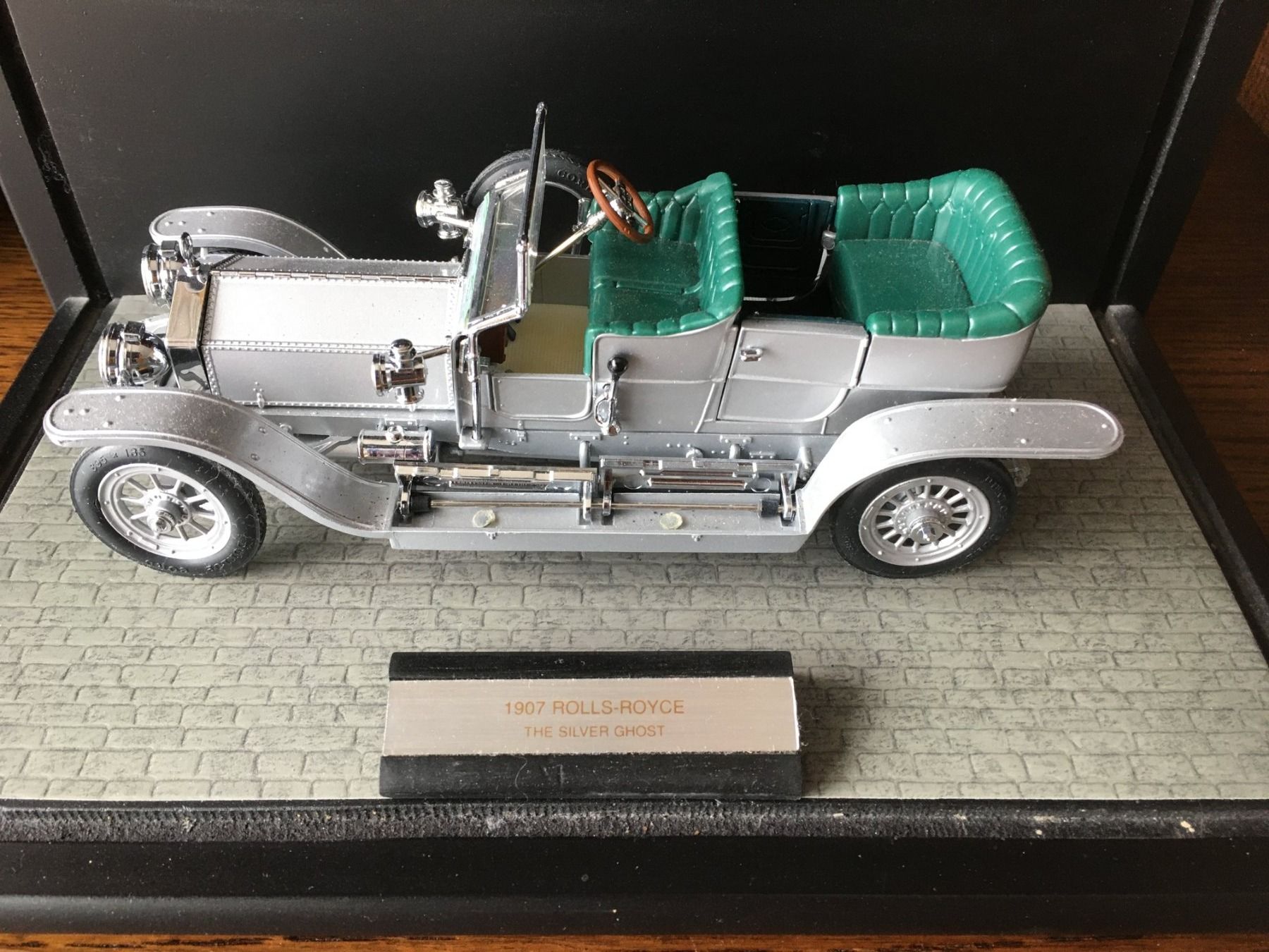 Rolls Royce Modellini d'auto: Sammlermodell Rolls-Royce Silver Ghost – Usato da Uttigen venduto da entsorgung
