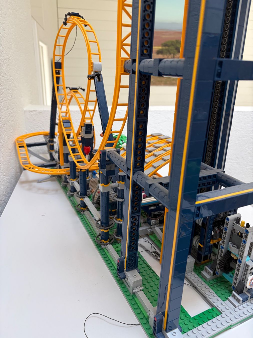 Lego Spielzeuge: LEGO Looping-Achterbahn 10303 mit Lichtset – Gebraucht aus Herisau von Gonzo17 7