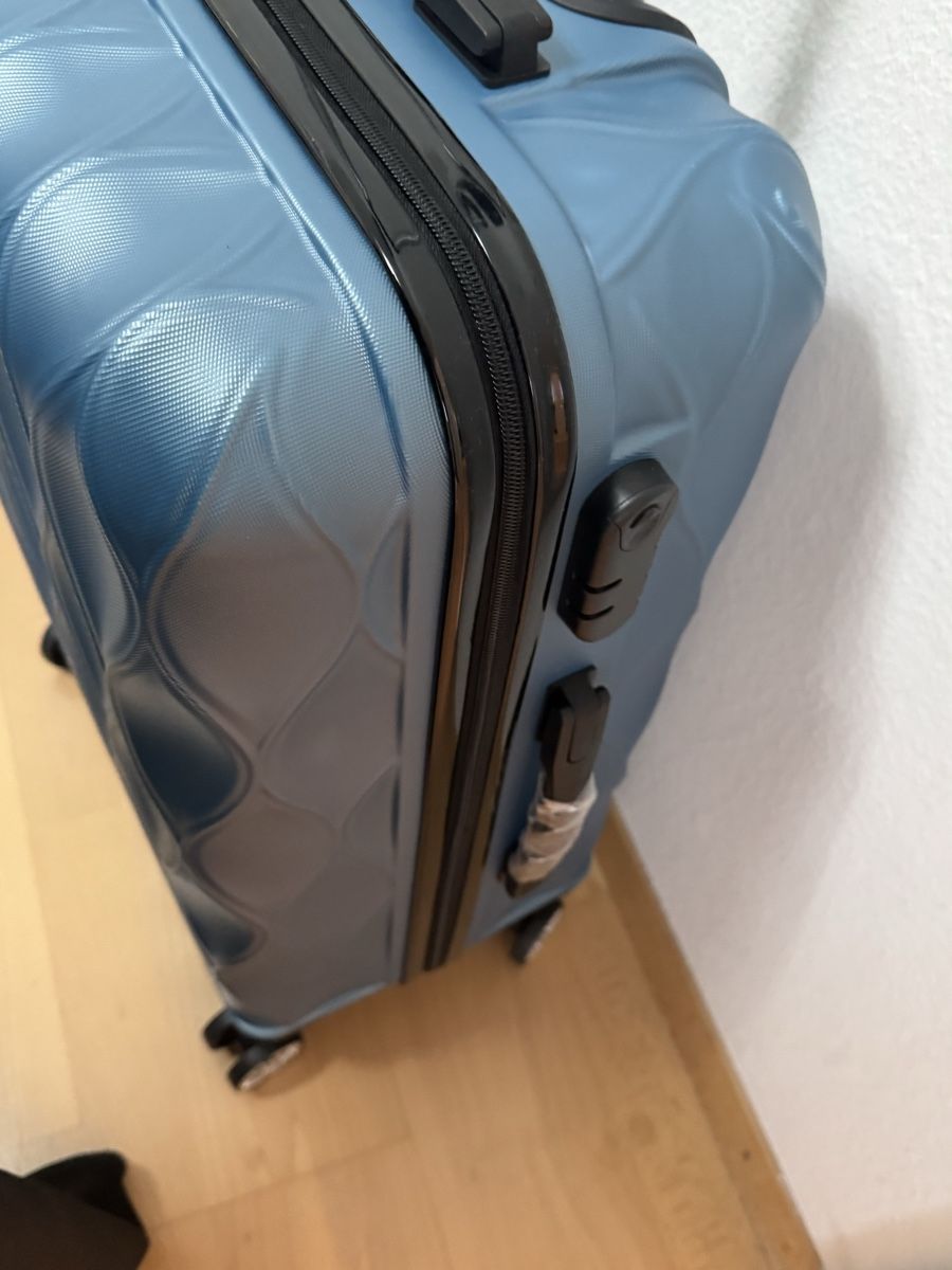 Reisekoffer: Koffer  – Neu und originalverpackt aus Zürich von sduj 1