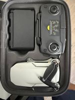 DJI Mini 3 con radiocomando e custodia