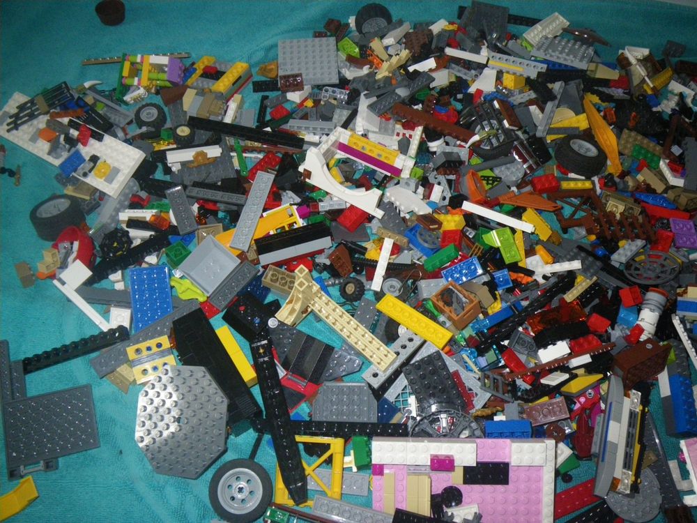 Lego Giocattoli: 3kg versch. Legosteine/Zubehör – Usato da Belp venduto da Mazarron58 1