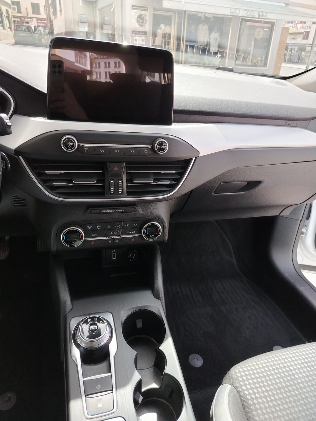 Ford Autos: FORD FOCUS 1.5 EcoBlue 120 Titanium – Gebraucht aus Küssnacht am Rigi von Rainer022 7