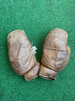 Vintage 1930 Boxing Gloves Sz 30 Everlast