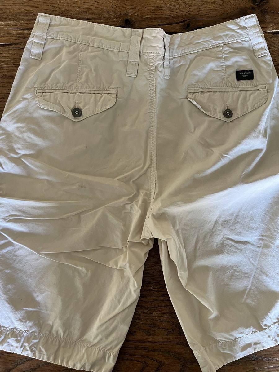 Pantaloni: Dockers Shorts – Usato da Chur venduto da Mbadimeischter 1