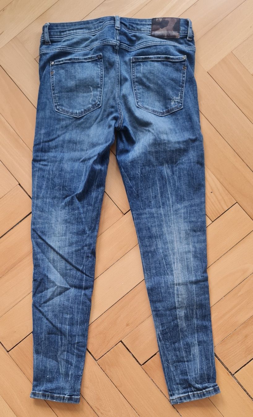 Zara Jeans: Blue Jeans im Used Look Gr. 38 – Gebraucht aus Kriens von ..stx.. 1