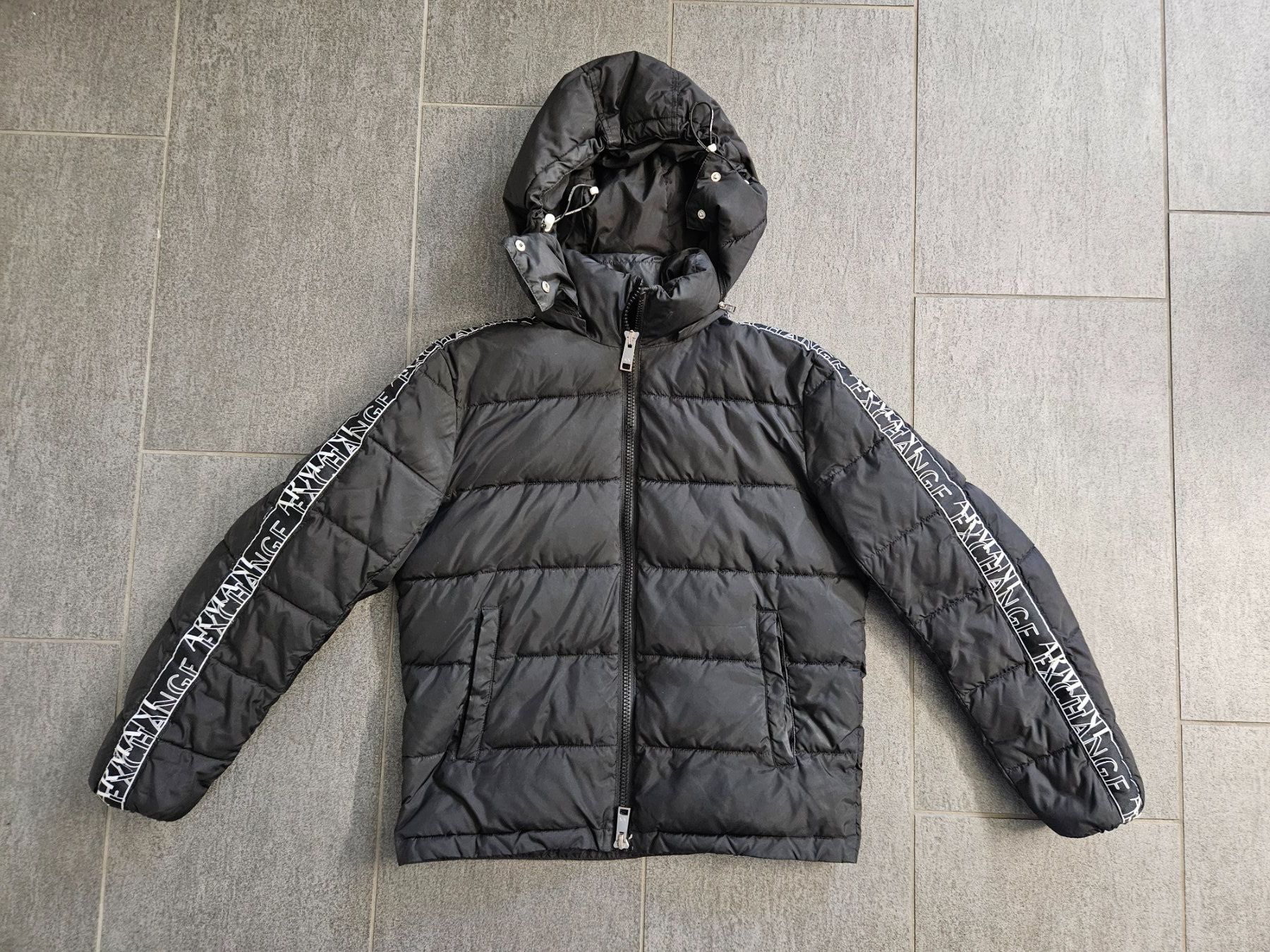Armani Giacche & Cappotti: Winterjacke Armani Exchange, Grösse S – Usato da Winterthur venduto da Dage01