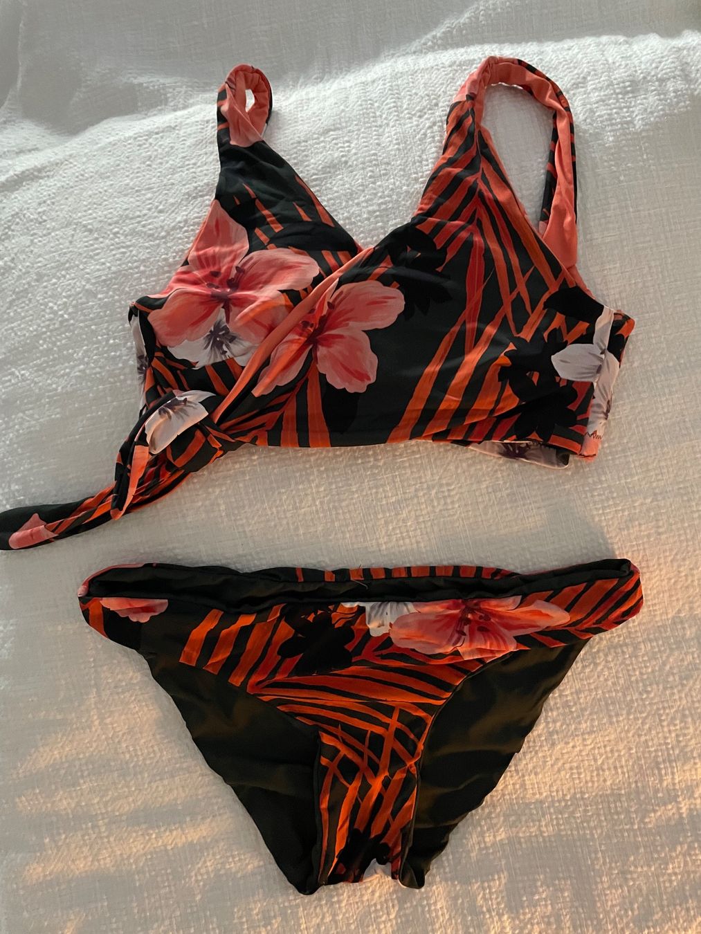 Badekleider & Bikinis: Bikini mit wendbarer Bikinihose – Gebraucht aus Zürich von jas_5mwh 7