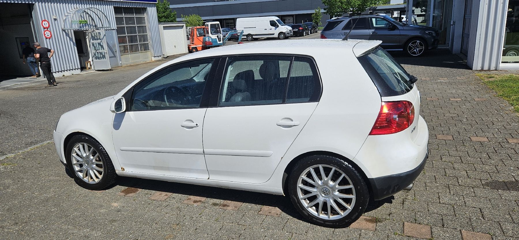 VW Automobili: VW Golf 5 GT – Usato da Staffelbach venduto da iTz_swiiZz1291 3