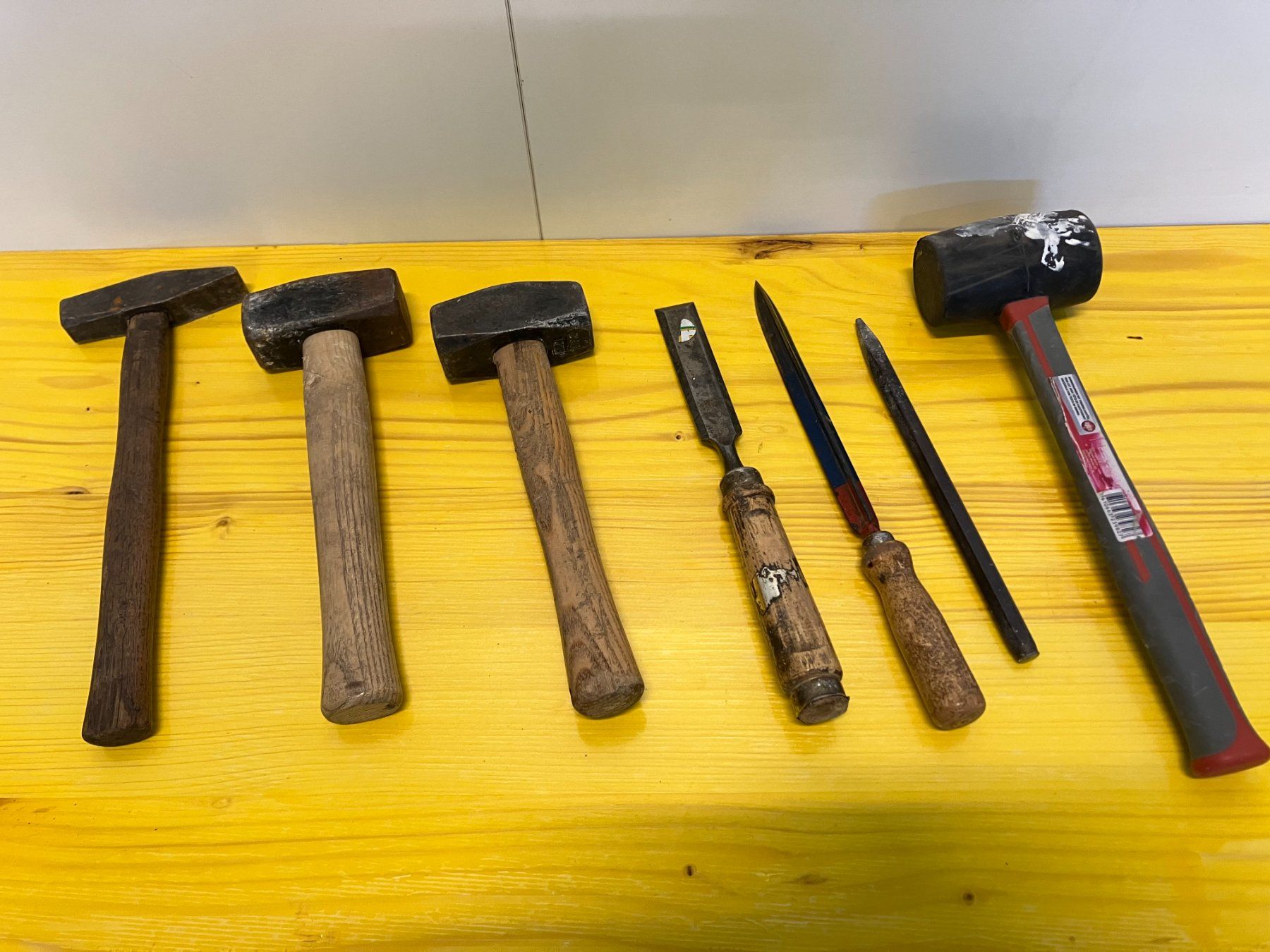 Tous les outils: Post. div. Hammer, Meisel, Gummi Hammer ab 1.- – D'occasion à Lichtensteig par Buy24International
