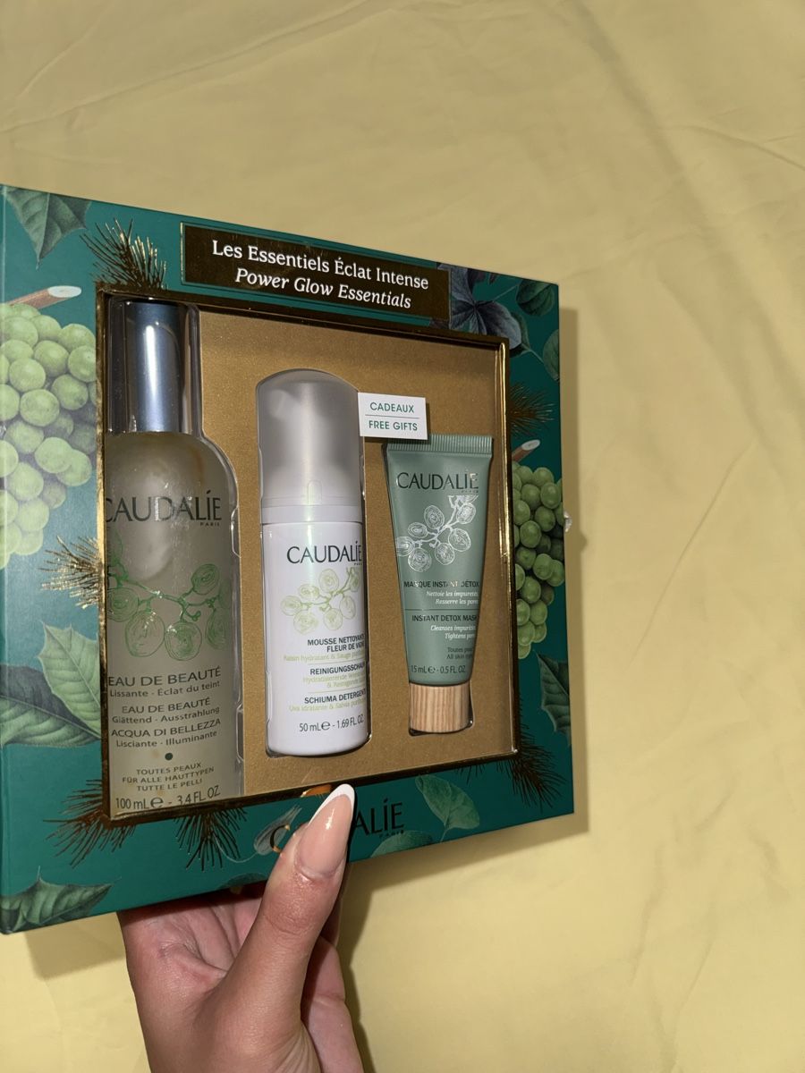 Fauteuils de soin: Caudalie Power Glow Essentials Geschenkset – Neuf avec emballage d'origine à Bad Zurzach par vit_rct6