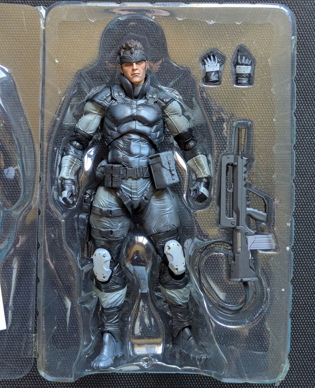 Figuren: Solid Snake Action Figure - Play Arts Kai – Gebraucht aus Tesserete von valsa_55 2
