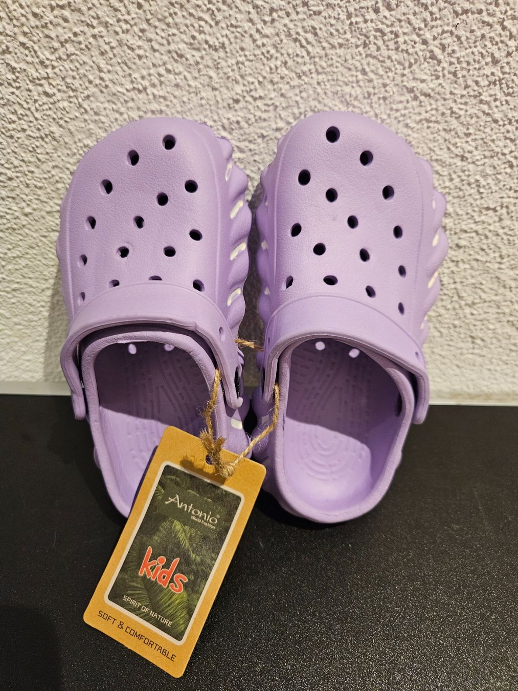 Scarpe da uomo: Neu - Hausschuh / Gartenschuh Gr. 28 – Nuovo e nell'imballaggio originale da Dagmersellen venduto da Jarsetz_Restposten