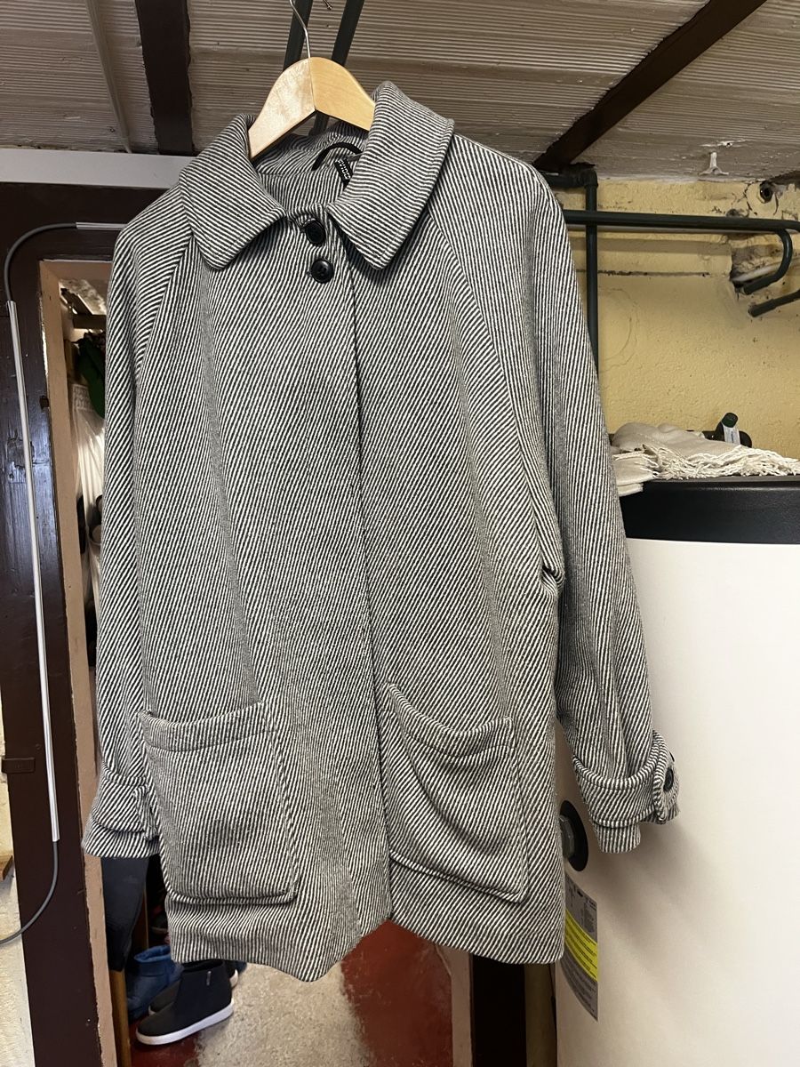 H&M Cappotti: Manteau H&M  – Nuovo (secondo la descrizione) da Ste-Croix venduto da Valottelamarmotte