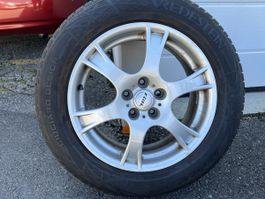 NISSAN   Qashqai 2.0  Original Winterräder 215/60 R 17,100V 