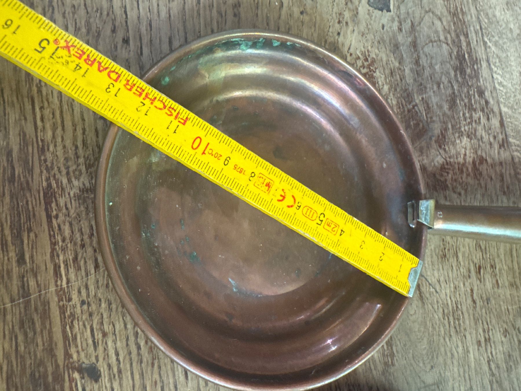 Tutti gli attrezzi: Petite Chauffeuse à braise ancienne – Usato da Lajoux JU venduto da Briard0 3