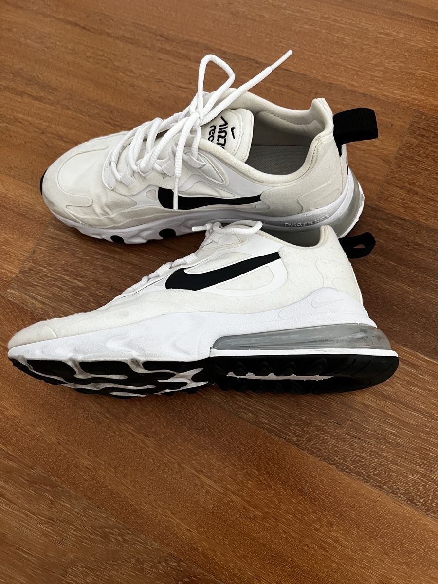 Nike Scarpe da donna: Nike Air Max 270 React blanches – Usato da Stallikon venduto da lasm 3