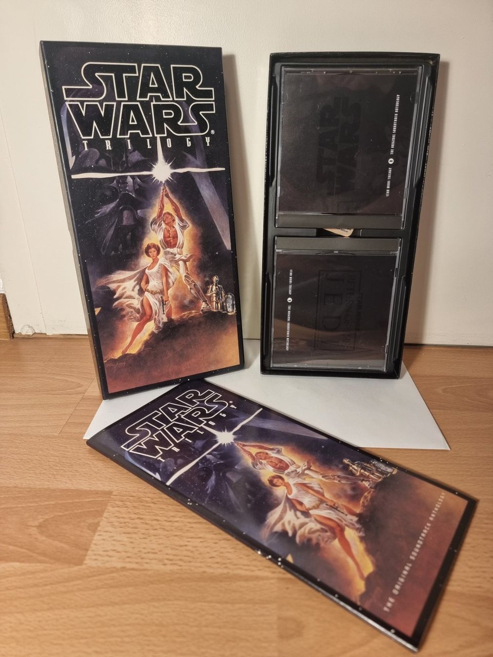 CDs: Star Wars : Anthology 4-CD-Box – Gebraucht aus Villigen von  2