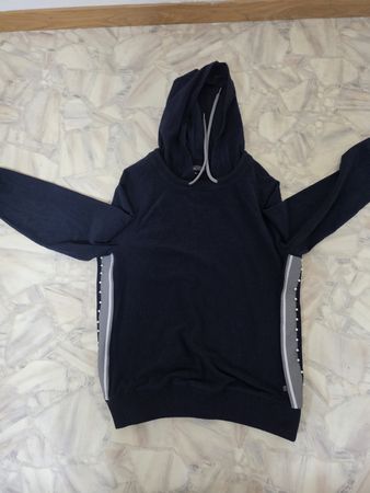 Kapuzenpulli cecil