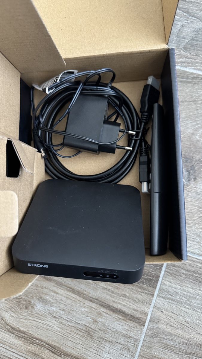 Lettore multimediale & Streamer: STRONG Leap-S1 AndroidTV – Usato da Männedorf venduto da romeo2902 2