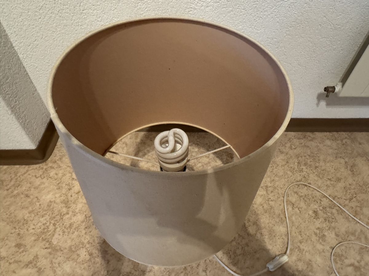 Paralumi: Lampe englisch, Wedgwood – Usato da Langnau am Albis venduto da pla_2vk5 3